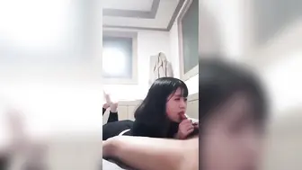 清纯小妹露脸口交轻轻咬咬就很舒服