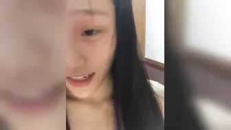 这么小的年纪就这么黑了