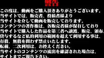 5月新流坑神潜入 大学校园女卫生间隔板缝中连续偸拍课间休息出来方便的小姐姐妹子最近火气大尿尿有点黄