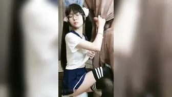 双马尾极品JK制服萝莉【专属小女友】穿着JK制服大屌直接操嫩逼美穴 男同学上阵在操一炮 高清源码无水印