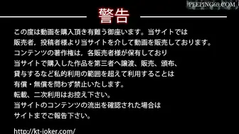 牛逼坑神潜入国内某购物广场女洗手间独守一个坑位连续偸拍多位漂亮MM方便拍脸再拍B角度绝佳有极品B