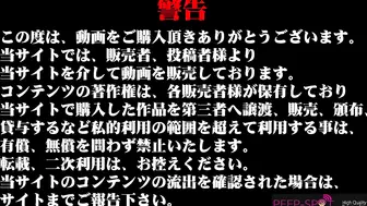 1月新流年轻美女聚集地室内游泳馆女士换衣淋浴间内部真实偸拍从下往上刁钻视角三点看的清楚非常过瘾