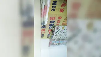 搞沐足女眼镜佬快餐干熟女，张开双腿直接操，没几下就射了速度走人